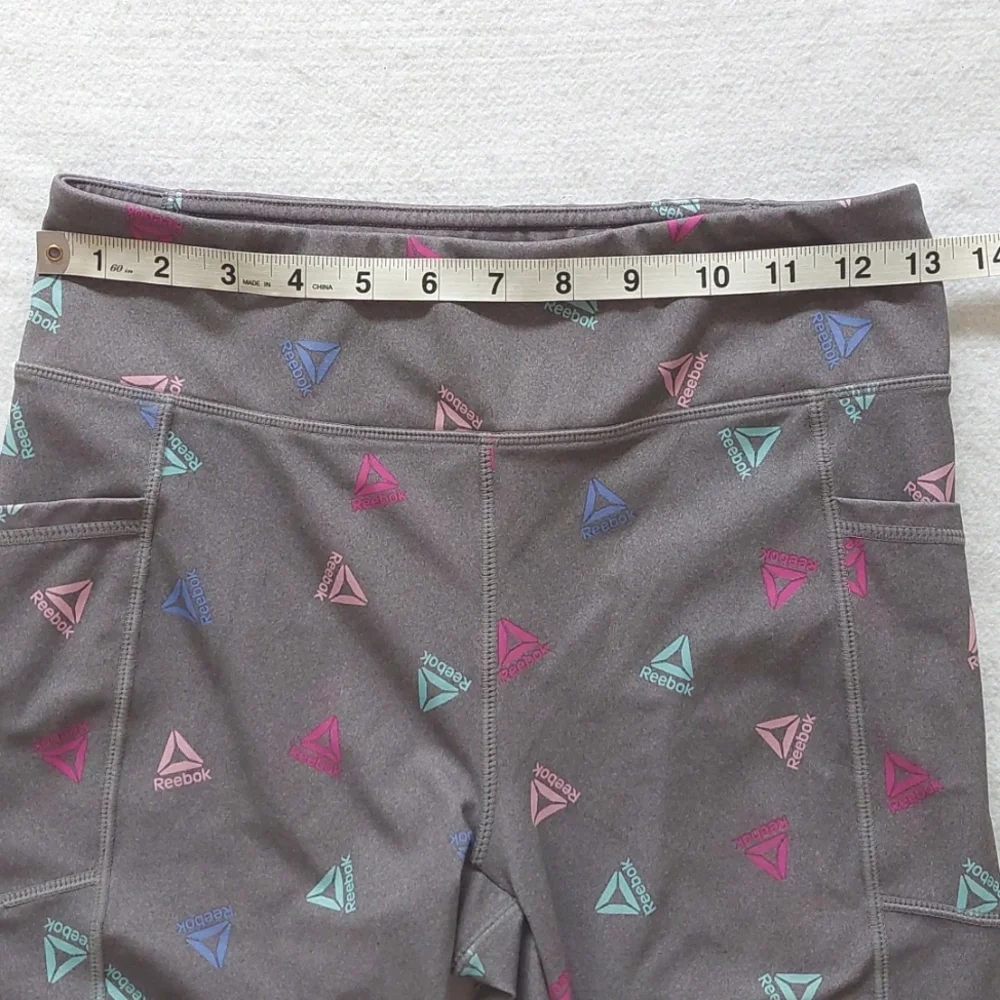 REEBOK girls printed Capri leggings NWOT